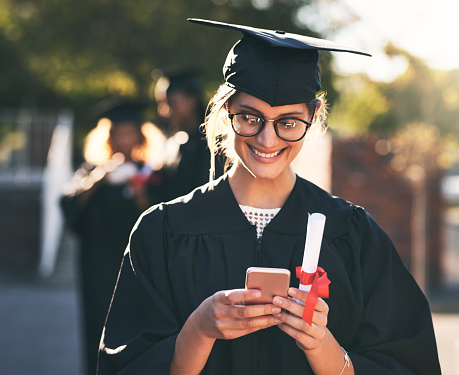 Ways to connect in online degree programs