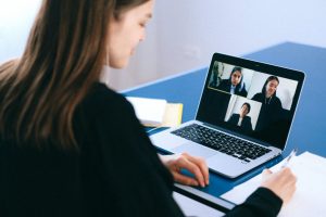 How Peer Learning is The Future of Remote Learning?